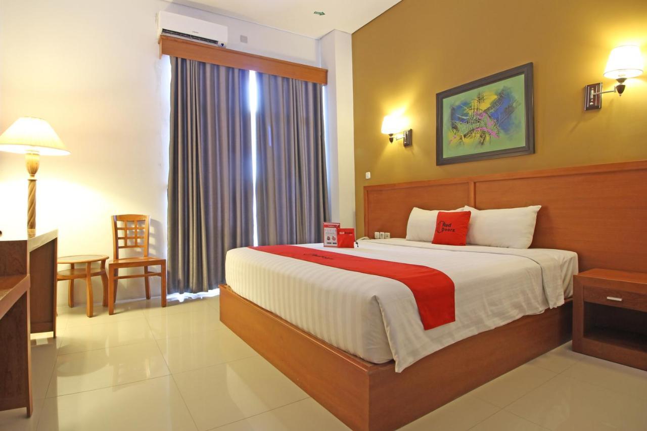 Reddoorz Premium Near Sleman City Hall Yogyakarta Extérieur photo