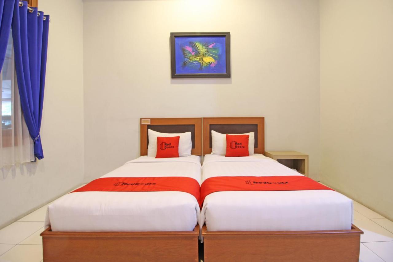 Reddoorz Premium Near Sleman City Hall Yogyakarta Extérieur photo