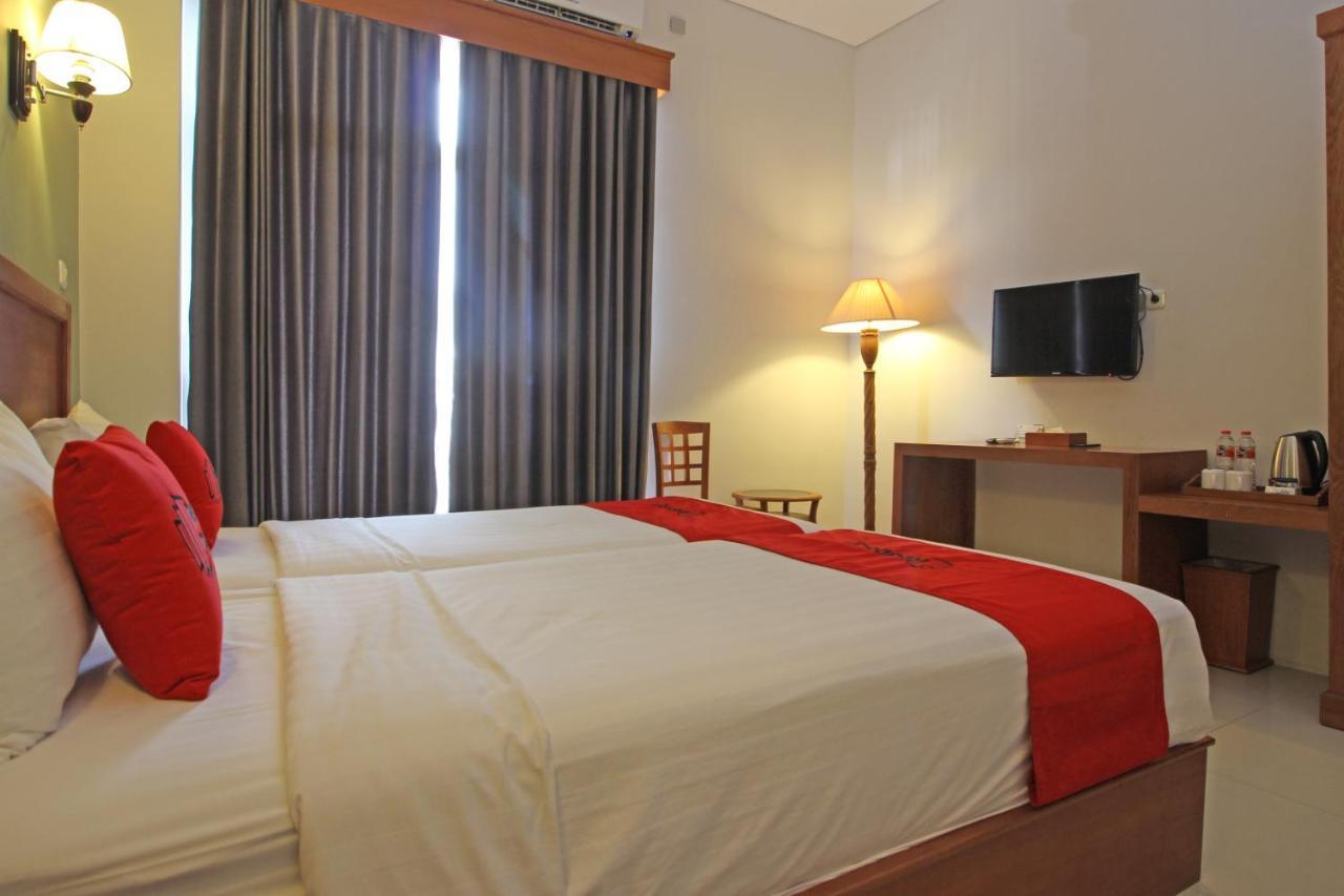 Reddoorz Premium Near Sleman City Hall Yogyakarta Extérieur photo
