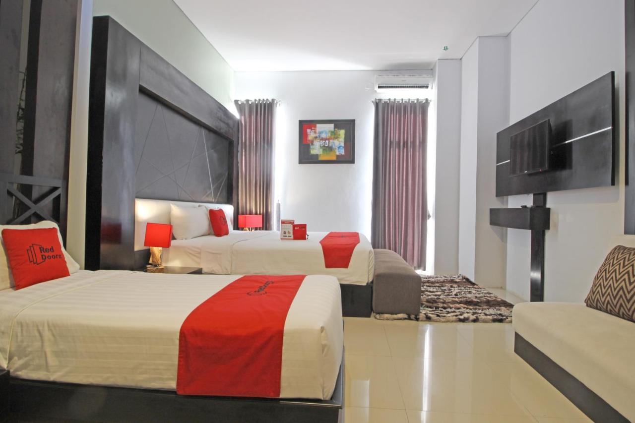 Reddoorz Premium Near Sleman City Hall Yogyakarta Extérieur photo