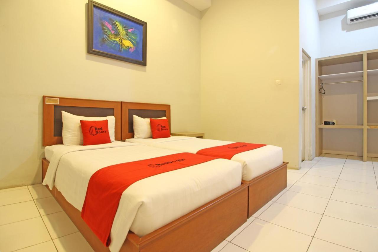Reddoorz Premium Near Sleman City Hall Yogyakarta Extérieur photo